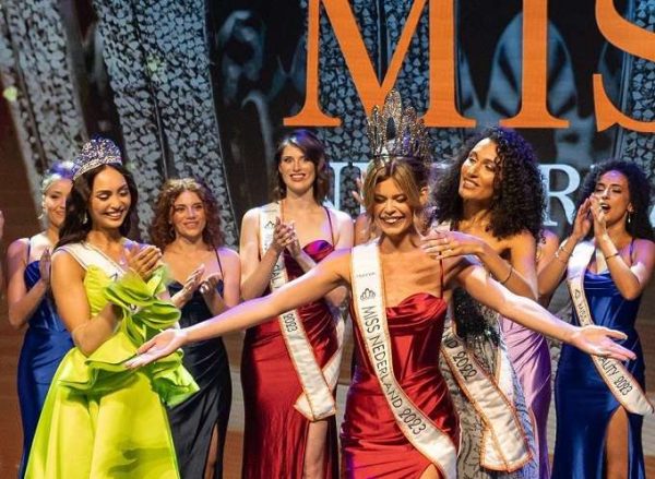 Transg Nero Gana Concurso De Belleza E Ir Al Miss Universo Progreso