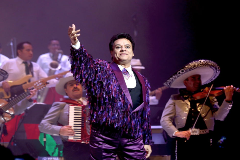 Amor eterno a Juan Gabriel en el Grammy Latino