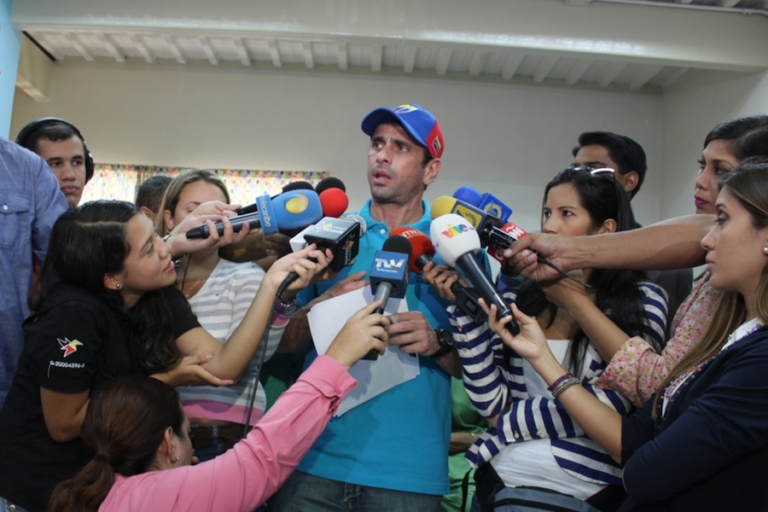 Capriles quiere un nuevo Gobierno