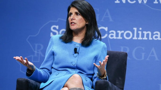 Trump elige a Nikki Haley embajadora ante la ONU