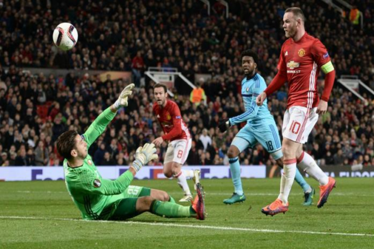 Los Diablos Rojos pelean en la Europa League