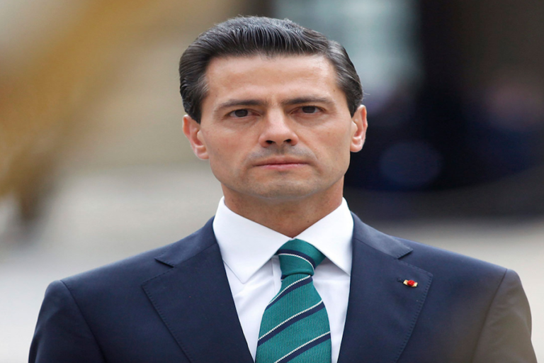 Peña Nieto dice que está en juego proyecto del PRI en 2018