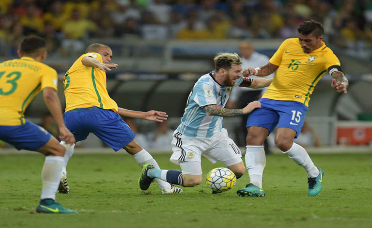 Brasil goleó por 3-0 a Argentina