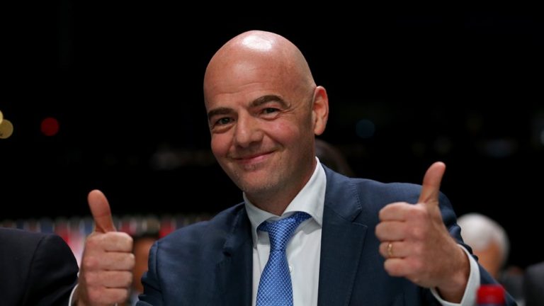 Infantino defiende uso de tecnología