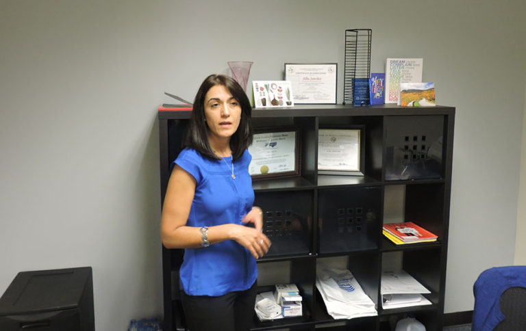 Venga al Club de Lectura para mujeres latinas