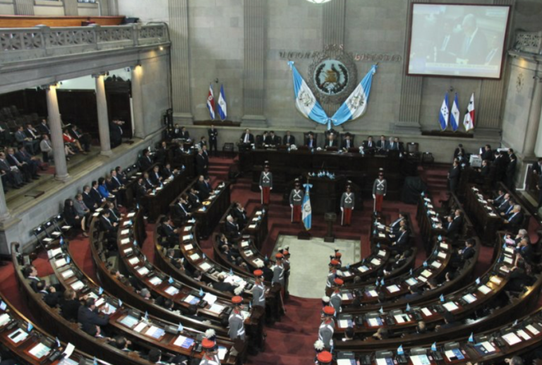 Congreso eliminará comisiones extraordinarias