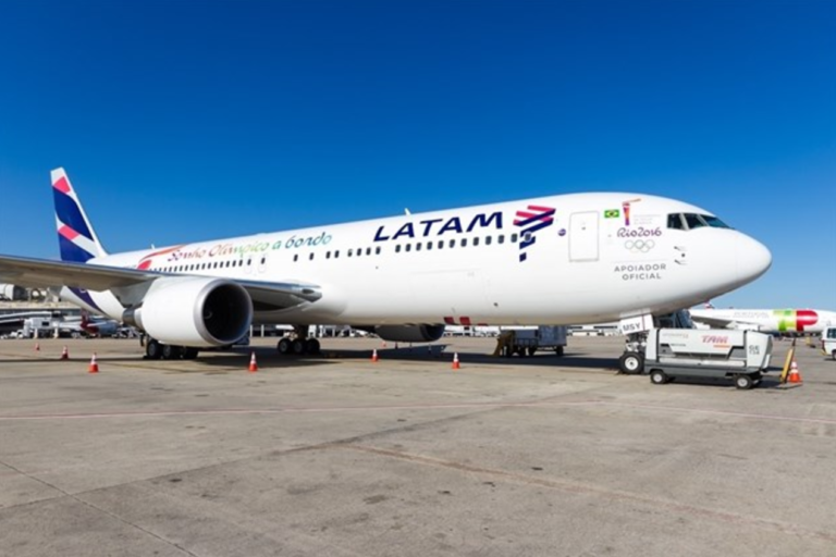 Qatar Airways completa la compra del 10% de LATAM Airlines