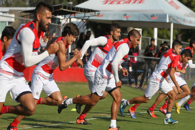 Chivas goleó 9-0 a Coras Tepic