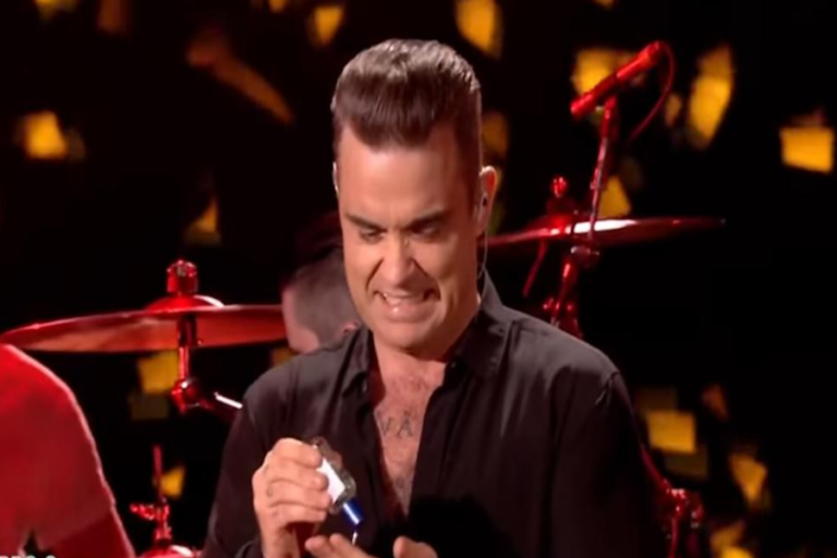 Robbie Williams criticado por sus fans