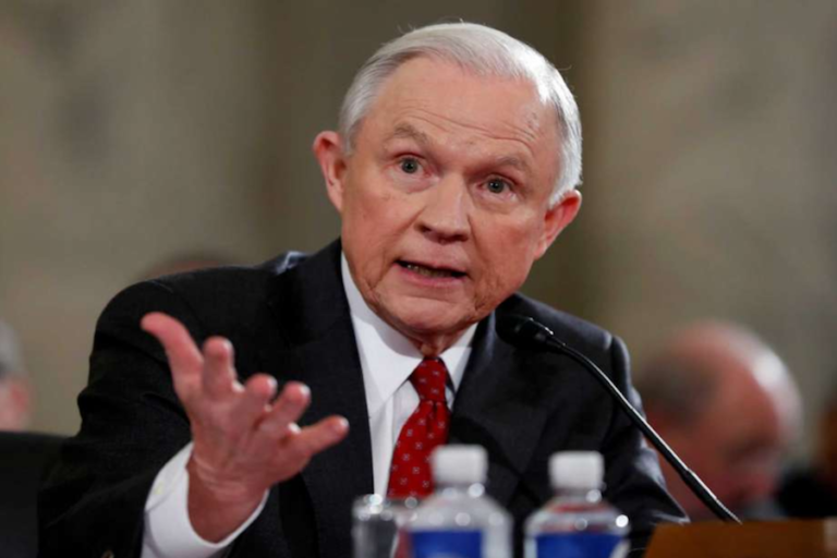 Sessions a favor de anular alivio migratorio para “dreamers”