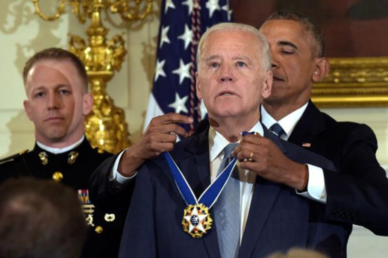 Joe Biden recibe la Medalla de la Libertad