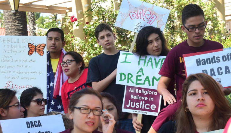 Propuesta de Ley BRIDGE  para proteger a Dreamers