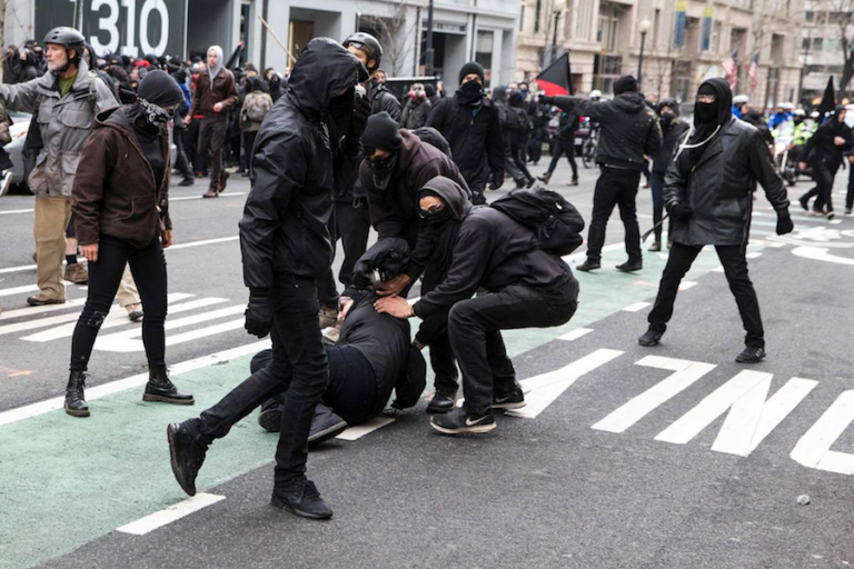 Arrestados en protesta contra Trump