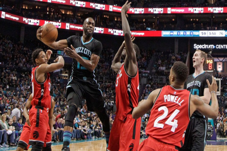 Contundente victoria de los Hornets