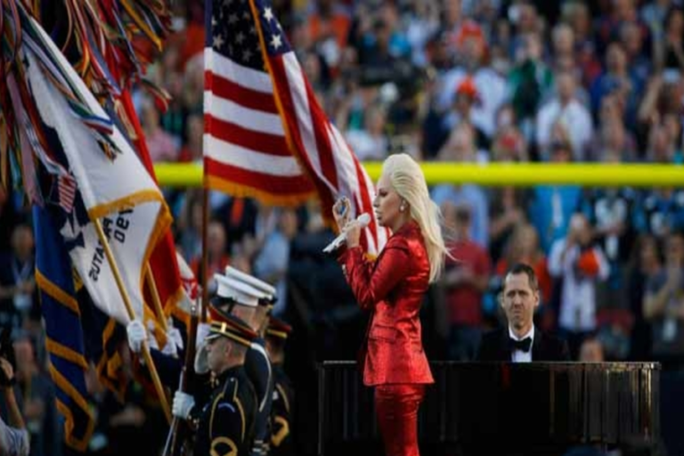 Lady Gaga ya se prepara para el Super Bowl LI