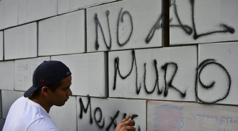 «No al Muro» dicen los mexicanos