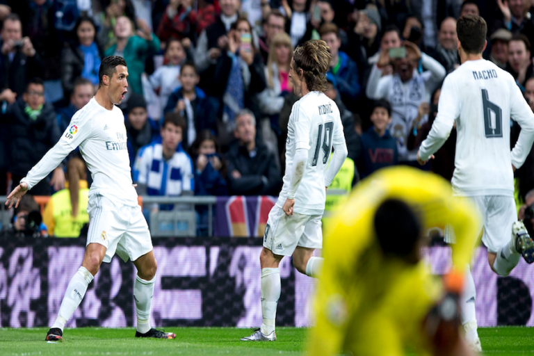 Real Madrid goleó a la Real Sociedad