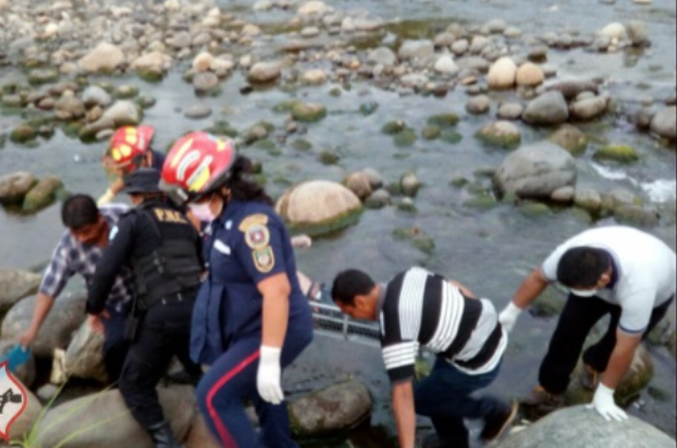 Hallan cadáver de maestro en río Cabuz