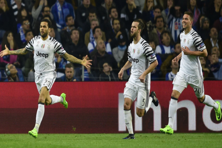 Juventus a un paso de Cuartos de final en la Champions