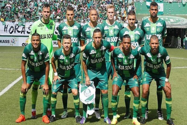 Chapecoense realiza primer viaje internacional tras tragedia