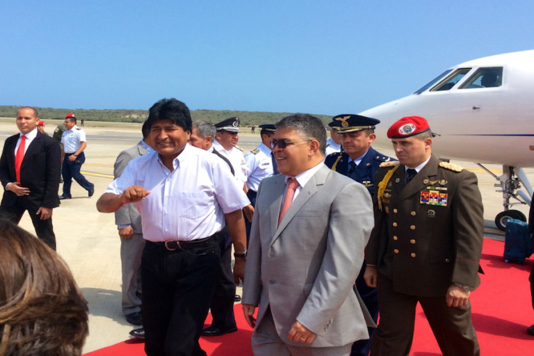 Evo Morales llega a Venezuela para cumbre del ALBA