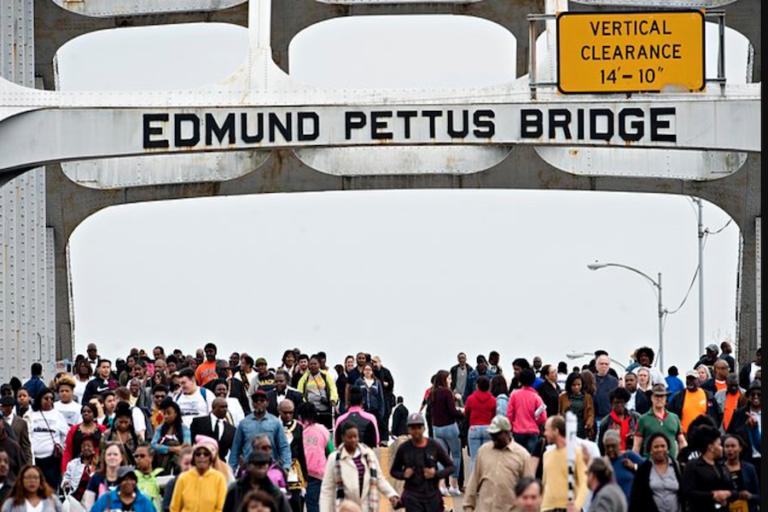 Selma revive la marcha del Domingo Sangriento en Alabama