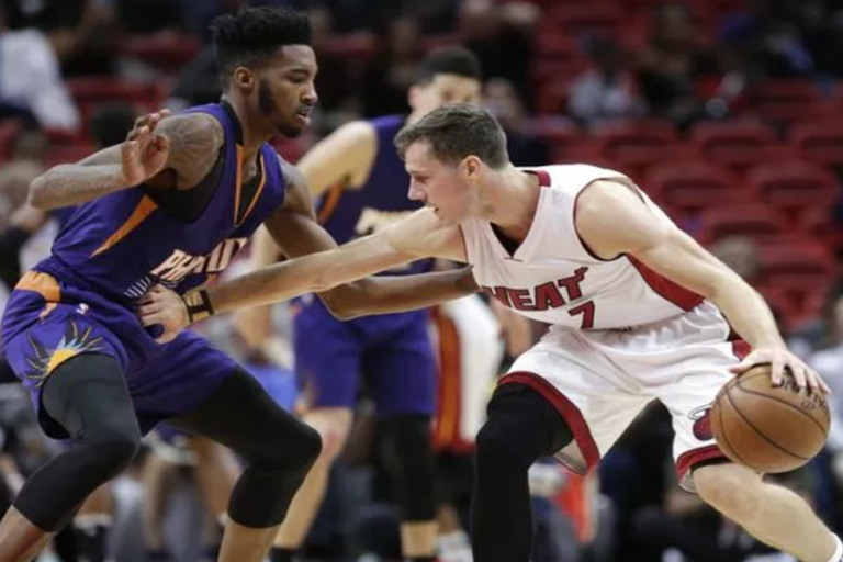 Los Heat se aferran a los playoffs