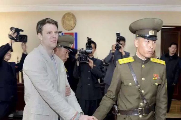 Corea del Norte libera a estudiante estadounidense