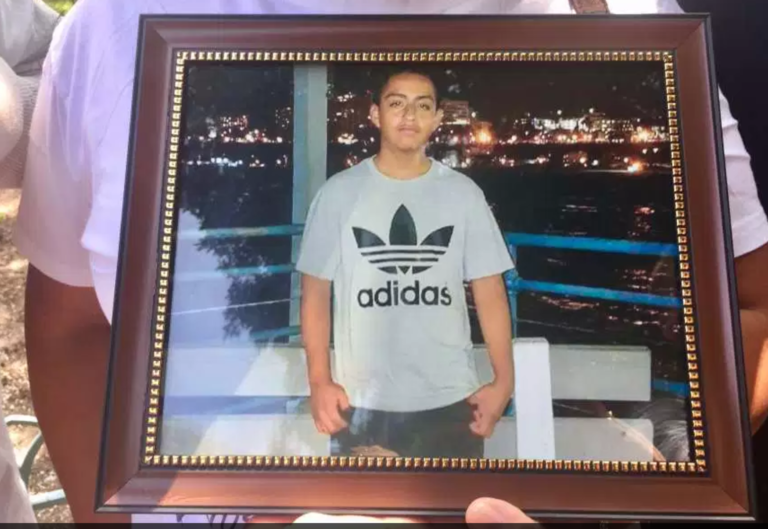 Demandan a LAPD por muerte de menor hispano