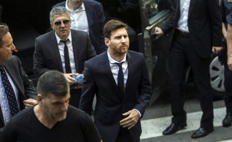 Fiscalía acepta sustituir condena a Messi por multa