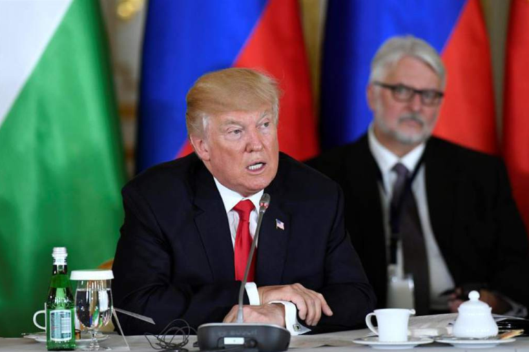 Trump acusa a Rusia de ‘desestabilizar’ países