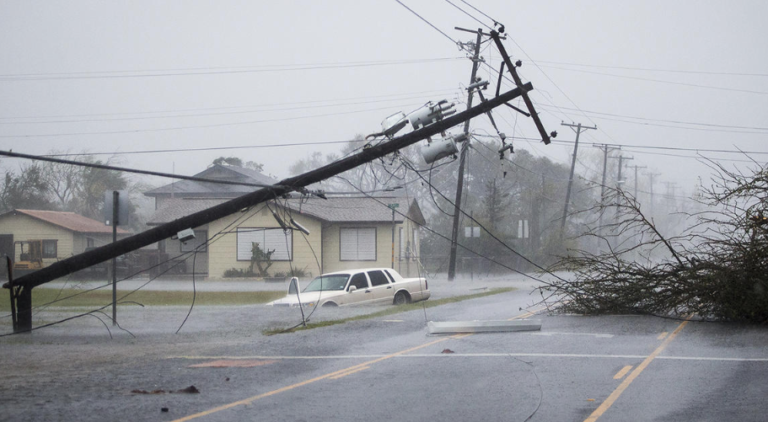 Huracán Harvey se degrada a Tormenta Tropical