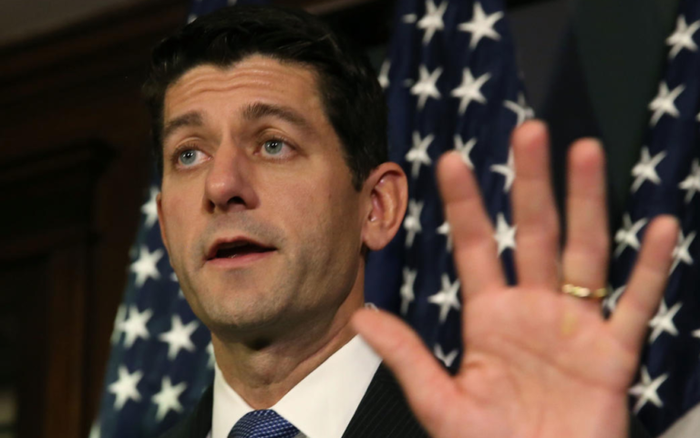 Paul Ryan cree que Trump no debe eliminar DACA