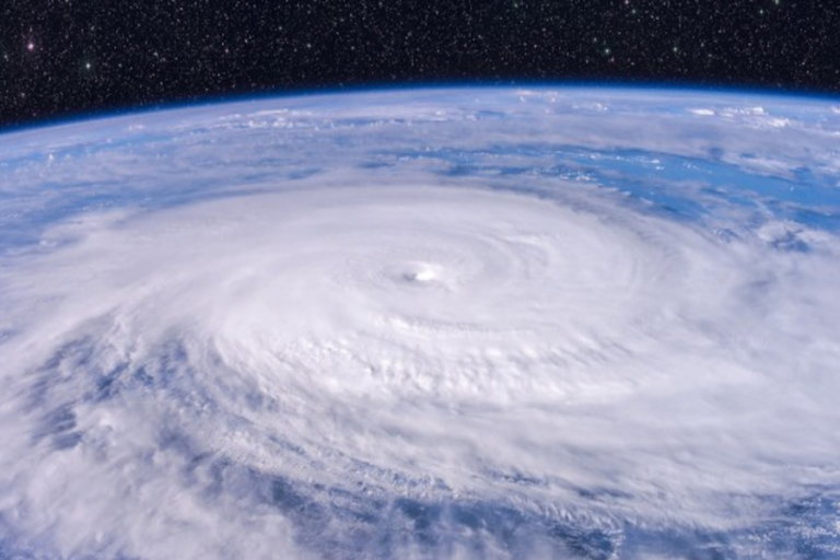 Huracán ‘Irma’ alcanza la categoría 5