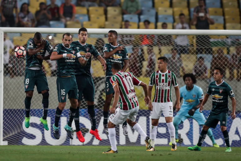 LDUQ cayó ante el Fluminense en el Maracaná