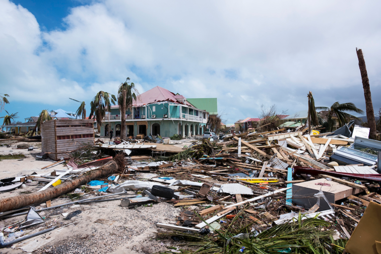 Irma deja 46 muertos y millonarias perdidas