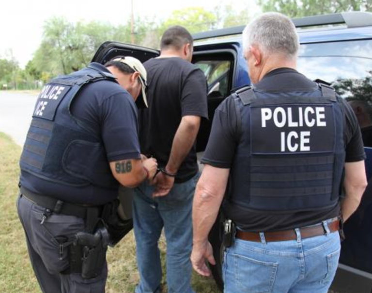 ICE captura a uno de los hispanos más buscados