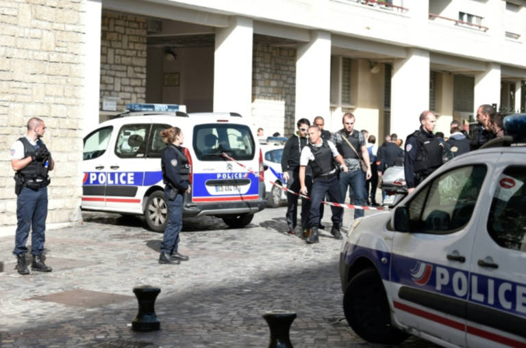 Conductor atropella a estudiantes en Francia