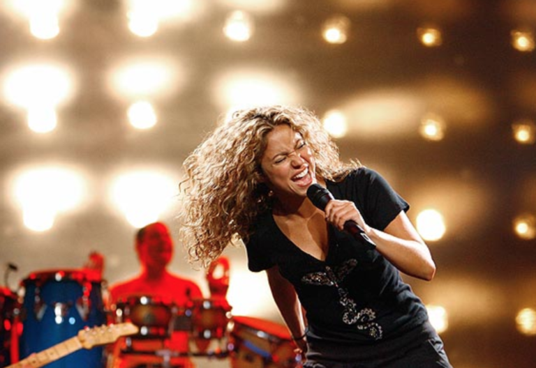 Shakira cancela más conciertos por problemas de salud
