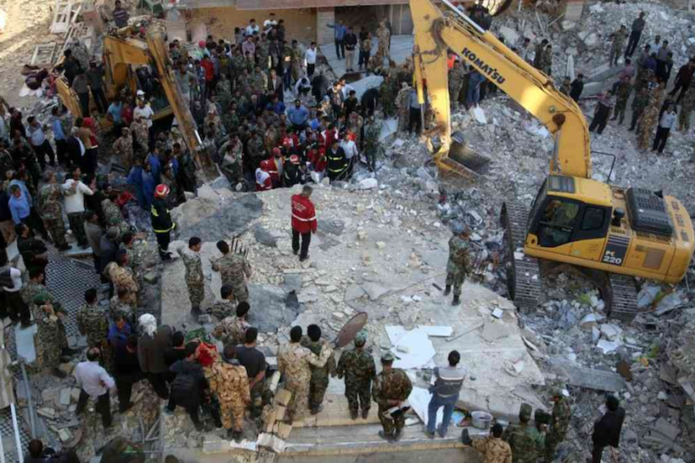 Más de 530 muertos en Irán e Irak tras sismo