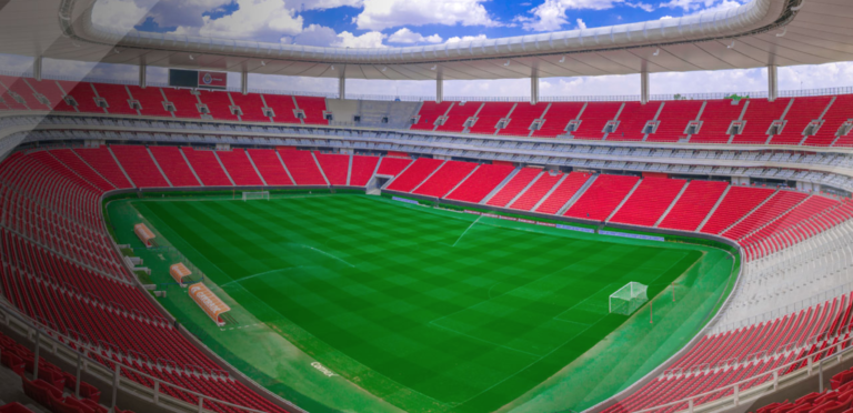 Estadio de Chivas vuelve a cambiar de nombre
