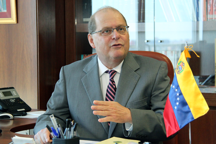 Bernardo-Alvarez-embajador-de-Venezuela-en-España