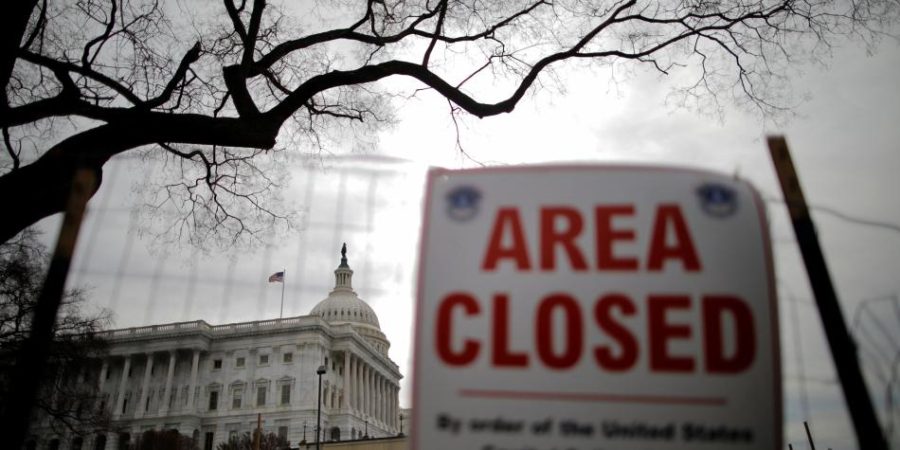 Casa Blanca cerrada