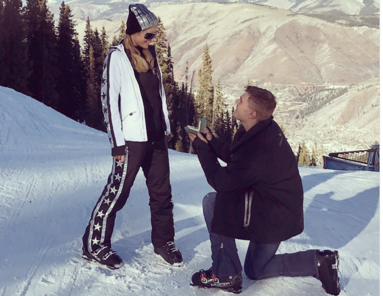 Paris Hilton da el sí a su novio en Aspen, CO