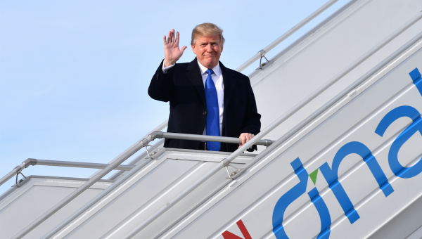 Trump llegó a Suiza para el Foro Económico Mundial de Davos