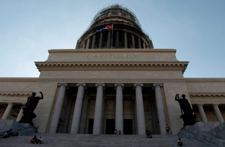 Capitolio de La Habana abre 8 años después