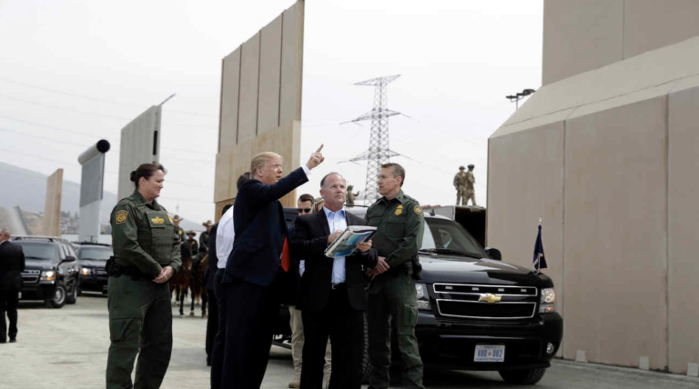 Trump elige su muro favorito para la frontera