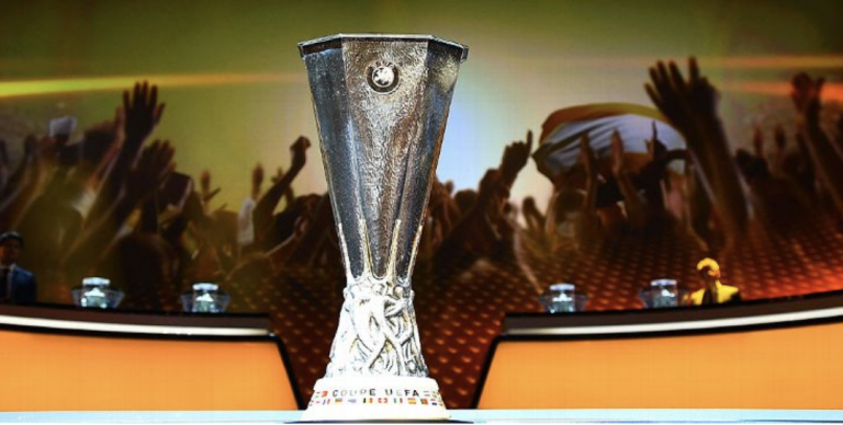 Recuperan trofeo robado a la Europa League