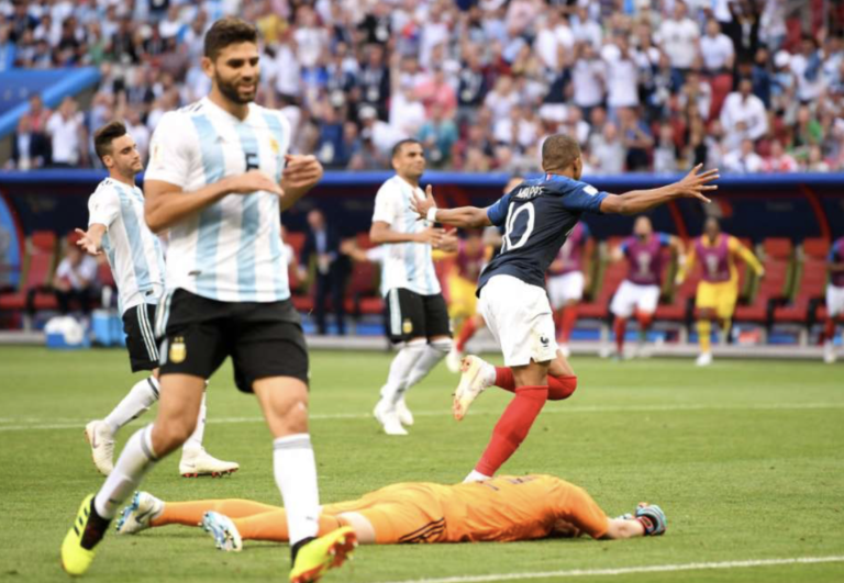 Francia saca a Argentina del Mundial