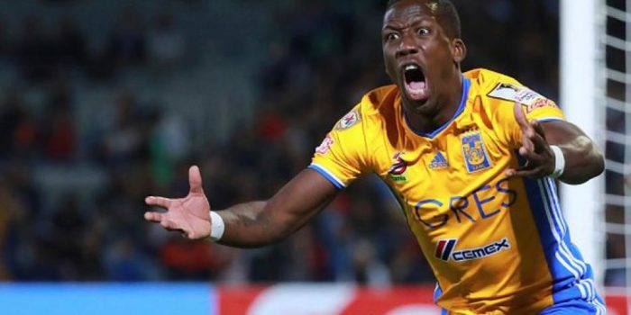 Luis Advíncula